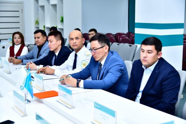 Шымкент қаласында «AMANAT» партиясы жанындағы Жастарды қолдау жөніндегі аймақтық кеңестің кезекті отырысы өтті.